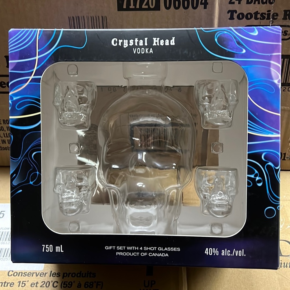 New crystal head, vodka, gift set